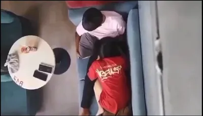 Quay lén người yêu liếm liếm cho bạn gái nơi công cộng