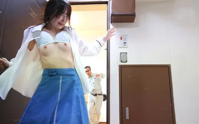 Bị làm nhục cô gái tìm đến người cạnh nhà giúp đỡ nhưng thật đen đủi khi hắn ta cũng…