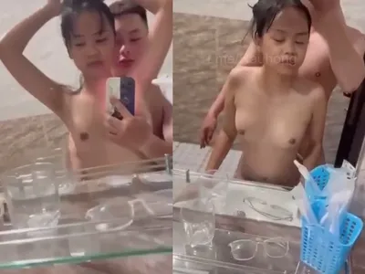 Mảnh khảnh em cùng anh người yêu phang trước gương quay kỉ niệm